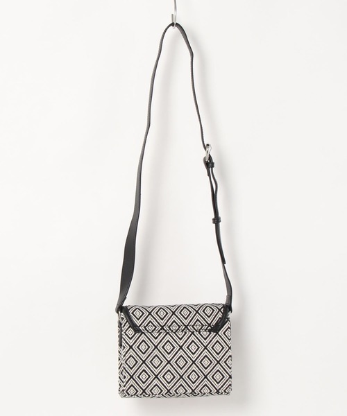 PAGEBOY(ページボーイ)の「エスニックミニショルダー(ショルダーバッグ・レディース・ブラック・FREE)」の15枚目の写真