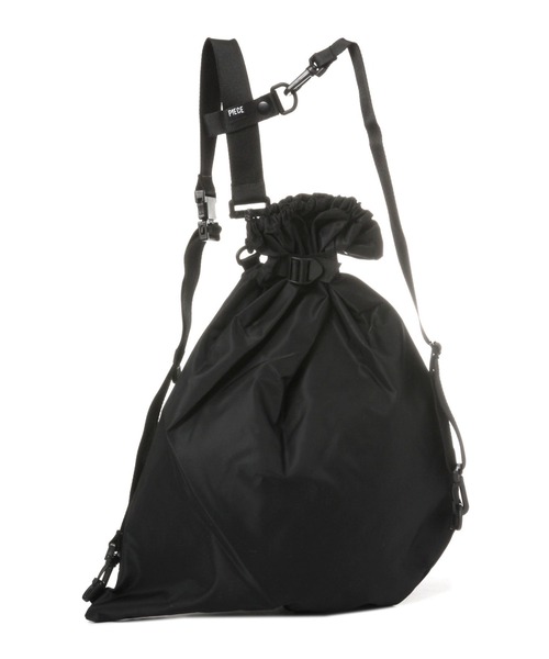 ALAND（エーランド）の「【UNISEX】PIECE MAKER／NYLON SLING BAG　2285723（ボディバッグ/ウエストポーチ・レディース・ブラック・FREE）」の4枚目の写真