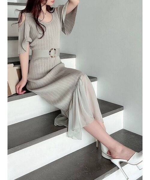 RESEXXY(リゼクシー)の「2wayショルダーマーメイドニットワンピース(ワンピース・レディース・ブラック/ブラウン/アイボリー/ミント・FREE)」の4枚目の写真