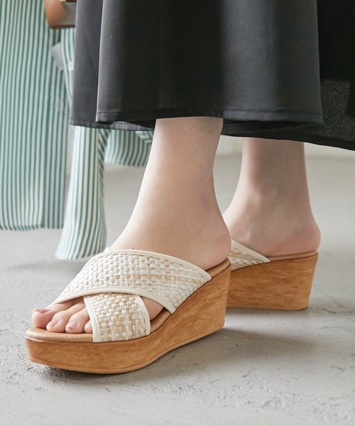 Fashion Letter(ファッションレター)の「日本製メッシュクロスデザインサンダル 痛くないサンダル(サンダル・レディース・ベージュ/ライトグリーン/ブラック/ホワイト・S/M/L/LL)」の7枚目の写真