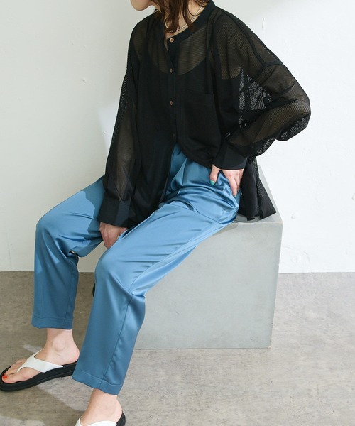 COLLAGE GALLARDAGALANTE(コラージュガリャルダガランテ)の「抜け感を演出するメッシュオーバーシャツ(シャツ/ブラウス・レディース・アイボリー/ブラック・FREE)」の21枚目の写真