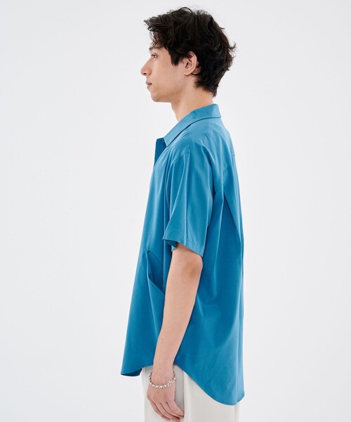 CITY TOKYO（シティトウキョウ）の「スラッシュポケットショートスリーブシャツ（シャツ/ブラウス・メンズ・ブラック/ブルー/グレイッシュベージュ・1/2）」の4枚目の写真