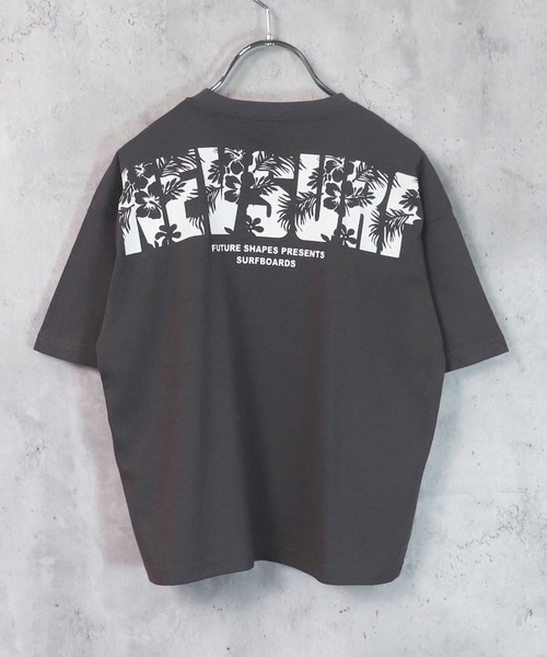 THE CASUAL（カジュアル）の「ビッグシルエット ロゴバックプリント クルーネック半袖カットソー キッズ（Tシャツ/カットソー・キッズ・ブラック/ベージュ/オフホワイト/オレンジ/ブルー/ミント/チャコール/ホワイト系/ホワイト系1・140cm/150cm/160cm/110cm/120cm/130cm）」の6枚目の写真