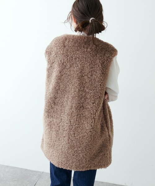 PUAL CE CIN（ピュアルセシン）の「カールファーベスト（ベスト・レディース・アイボリー/ブラック/モカ・FREE）」の17枚目の写真