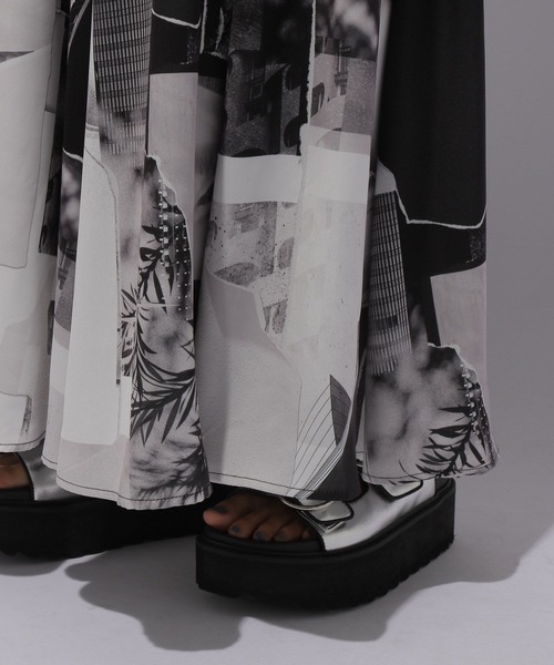 HARE(ハレ)の「コラージュフォトスカート(HARE)(スカート・レディース・ホワイト/レッド/ブルー・FREE)」の18枚目の写真