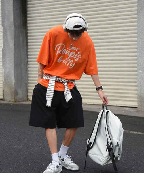 MGV(エムジーヴィー)の「ペイント風ロゴオーバーサイズTシャツ(Tシャツ/カットソー・メンズ・ホワイト/ブラック/ブルー/オレンジ・MEDIUM/LARGE/X-LARGE)」の2枚目の写真