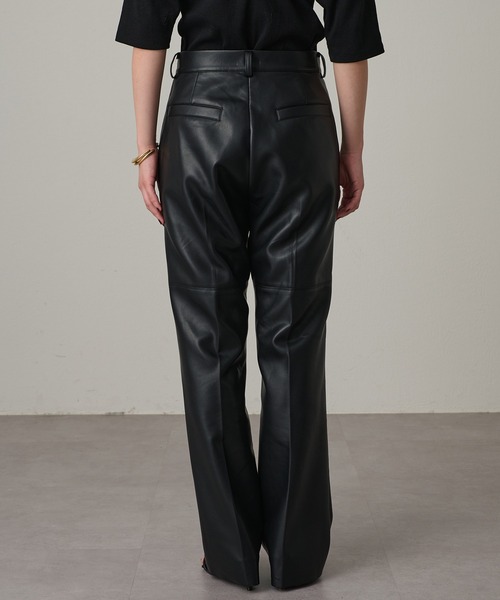 LOUNGEDRESS（ラウンジドレス）の「フェイクレザーパンツ（その他パンツ・レディース・ブラック・SMALL/MEDIUM）」の15枚目の写真