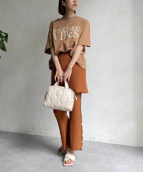 CAPRICIEUX LE'MAGE（カプリシューレマージュ）の「2WAYロゴ5分袖Tシャツ（Tシャツ/カットソー・レディース・チャコールグレー/ベージュ/オフホワイト・FREE）」の11枚目の写真