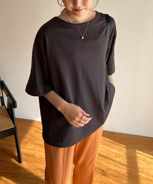 CAPRICIEUX LE'MAGE（カプリシューレマージュ）の「2WAYロゴ5分袖Tシャツ（Tシャツ/カットソー・レディース・チャコールグレー/ベージュ/オフホワイト・FREE）」の16枚目の写真