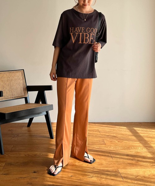 CAPRICIEUX LE'MAGE（カプリシューレマージュ）の「2WAYロゴ5分袖Tシャツ（Tシャツ/カットソー・レディース・チャコールグレー/ベージュ/オフホワイト・FREE）」の20枚目の写真