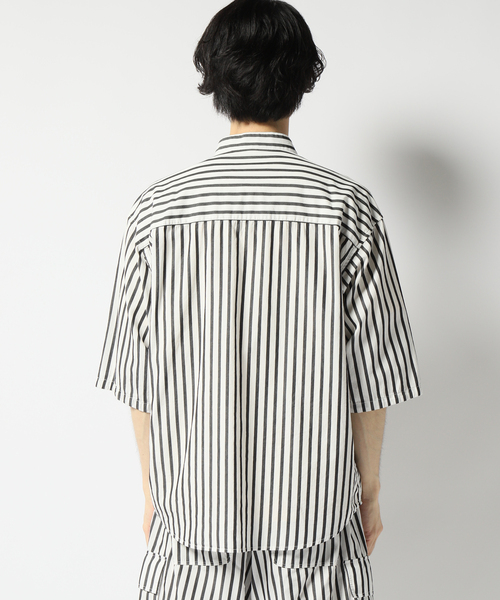 B.C STOCK（ベーセーストック）の「ワッシャーダブルフラップスタンドシャツ（シャツ/ブラウス・メンズ・ホワイト・MEDIUM/LARGE）」の12枚目の写真