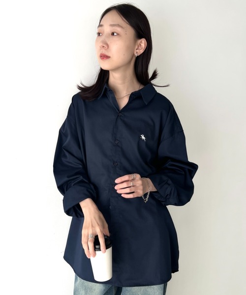 POLOCHAMPS(ポロチャンプス)の「【POLOCHAMPS/ポロチャンプス】 別注 ビッグシルエット ワンポイント刺繍 オーバーサイズ 長袖シャツ(シャツ/ブラウス・レディース・ブラック/ホワイト/ネイビー/ベージュ・M/L)」の22枚目の写真