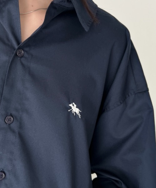 POLOCHAMPS(ポロチャンプス)の「【POLOCHAMPS/ポロチャンプス】 別注 ビッグシルエット ワンポイント刺繍 オーバーサイズ 長袖シャツ(シャツ/ブラウス・レディース・ブラック/ホワイト/ネイビー/ベージュ・M/L)」の18枚目の写真