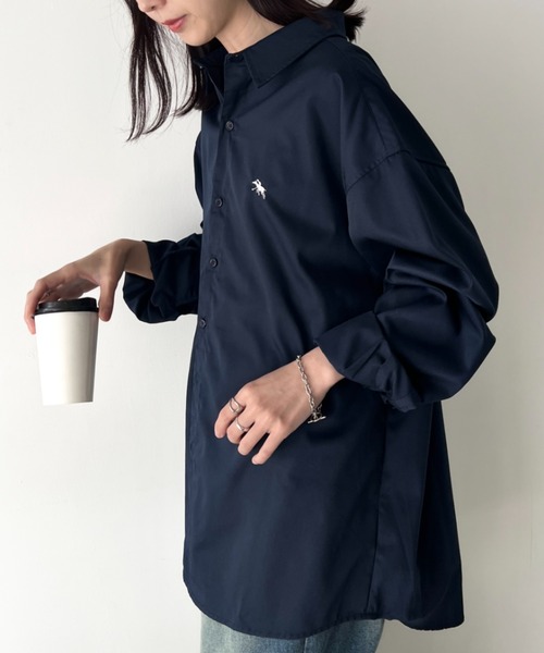 POLOCHAMPS(ポロチャンプス)の「【POLOCHAMPS/ポロチャンプス】 別注 ビッグシルエット ワンポイント刺繍 オーバーサイズ 長袖シャツ(シャツ/ブラウス・レディース・ブラック/ホワイト/ネイビー/ベージュ・M/L)」の20枚目の写真
