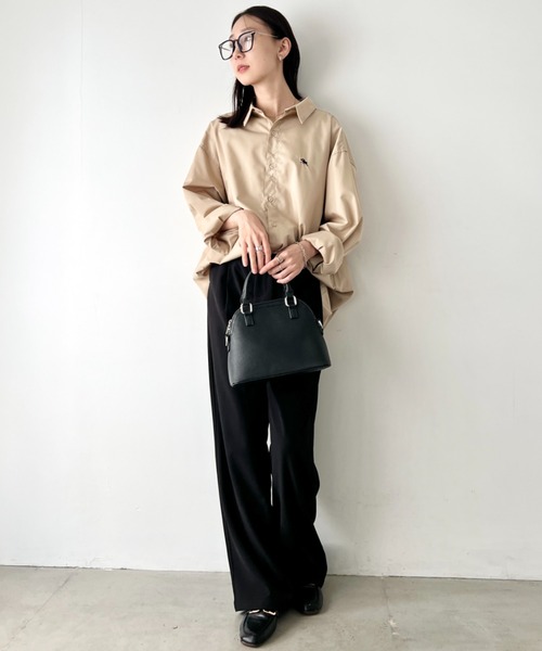 POLOCHAMPS(ポロチャンプス)の「【POLOCHAMPS/ポロチャンプス】 別注 ビッグシルエット ワンポイント刺繍 オーバーサイズ 長袖シャツ(シャツ/ブラウス・レディース・ブラック/ホワイト/ネイビー/ベージュ・M/L)」の13枚目の写真
