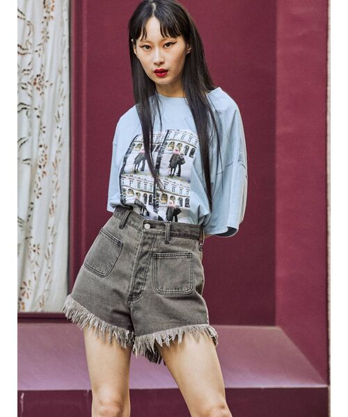 jouetie(ジュエティ)の「フリンジデニムショートパンツ(デニムパンツ・レディース・ライトブルー/ブラック・SMALL/LARGE/MEDIUM)」の7枚目の写真