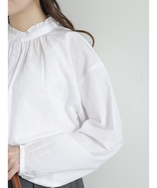 ehka sopo（エヘカソポ）の「スタンドフリルブラウス（シャツ/ブラウス・レディース・キナリ/ブラック/オフホワイト/グレー・ﾌﾘ-）」の21枚目の写真