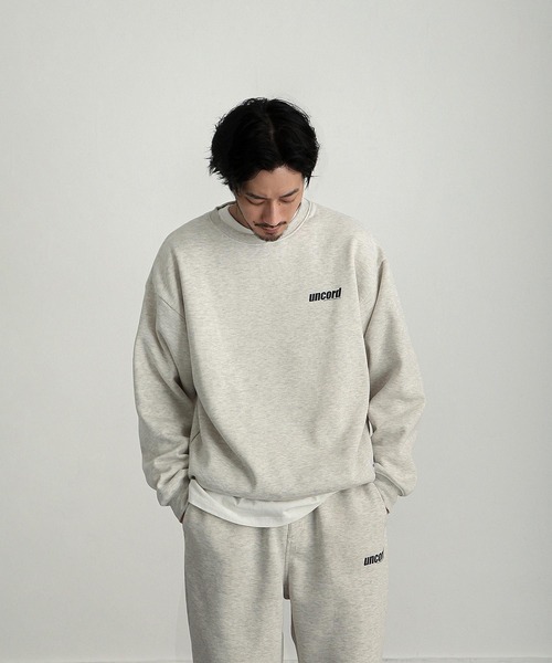 UNCORD（アンコード）の「【UNCORD】 CHEST ONE POINT LOGO SWEAT/ブランドロゴ　ワンポイント スウェットトレーナー（スウェット・メンズ・オートミール/グリーン/ブラック/ブルー/グレー・MEDIUM/LARGE/X-LARGE）」の8枚目の写真