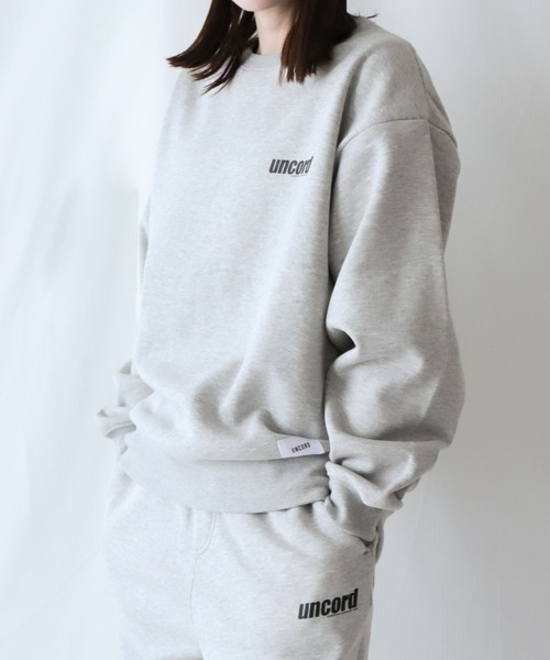UNCORD（アンコード）の「【UNCORD】 CHEST ONE POINT LOGO SWEAT/ブランドロゴ　ワンポイント スウェットトレーナー（スウェット・メンズ・オートミール/グリーン/ブラック/ブルー/グレー・MEDIUM/LARGE/X-LARGE）」の15枚目の写真
