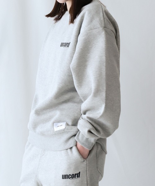 UNCORD（アンコード）の「【UNCORD】 CHEST ONE POINT LOGO SWEAT/ブランドロゴ　ワンポイント スウェットトレーナー（スウェット・メンズ・オートミール/グリーン/ブラック/ブルー/グレー・MEDIUM/LARGE/X-LARGE）」の16枚目の写真
