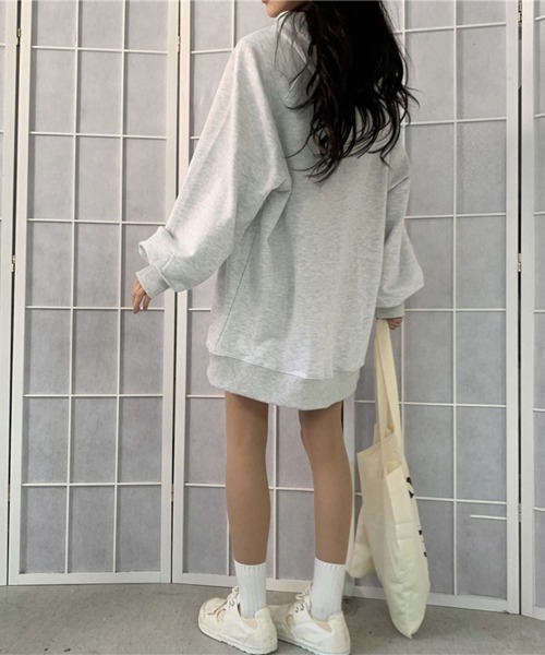 PRIVATE  BEACH（プライベートビーチ）の「ボリュームスリーブオーバーサイズチュニック丈スウェットパーカー（スウェット・レディース・ライトブルー/ライトパープル/ライトグレー/ワインレッド/ブラック・FREE）」の16枚目の写真