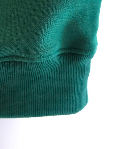 clear(クリア)の「オーバーサイズエンボスロゴスウェットトップス(スウェット・レディース・ブラック/グリーン/アイボリー・F)」の9枚目の写真