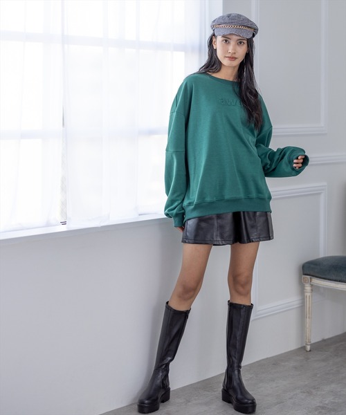 clear(クリア)の「オーバーサイズエンボスロゴスウェットトップス(スウェット・レディース・ブラック/グリーン/アイボリー・F)」の14枚目の写真