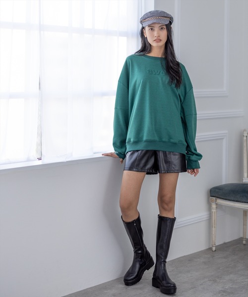 clear(クリア)の「オーバーサイズエンボスロゴスウェットトップス(スウェット・レディース・ブラック/グリーン/アイボリー・F)」の15枚目の写真