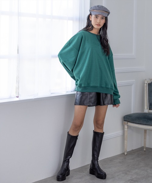 clear(クリア)の「オーバーサイズエンボスロゴスウェットトップス(スウェット・レディース・ブラック/グリーン/アイボリー・F)」の17枚目の写真