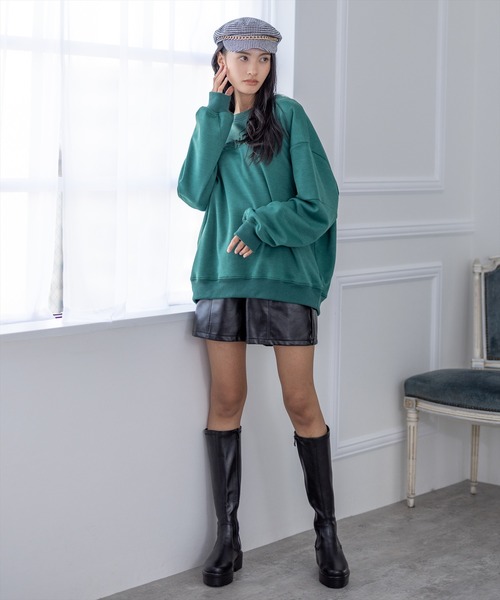 clear(クリア)の「オーバーサイズエンボスロゴスウェットトップス(スウェット・レディース・ブラック/グリーン/アイボリー・F)」の19枚目の写真