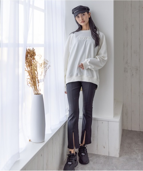 clear(クリア)の「オーバーサイズエンボスロゴスウェットトップス(スウェット・レディース・ブラック/グリーン/アイボリー・F)」の22枚目の写真