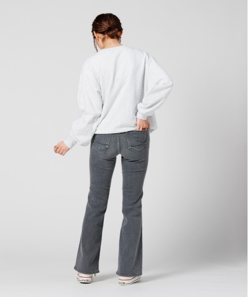 SOMETHING（サムシング）の「【SOMETHING】ＬＩＳＡ フレアパンツ（デニムパンツ・レディース・グレー・25inch/26inch/27inch/28inch/29inch/30inch）」の12枚目の写真