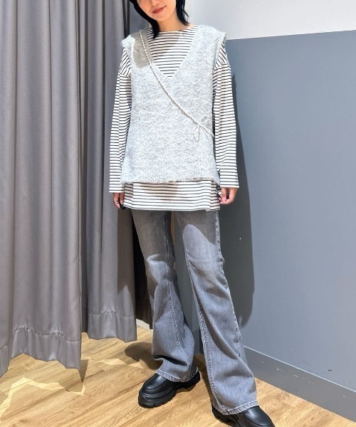 SOMETHING（サムシング）の「【SOMETHING】ＬＩＳＡ フレアパンツ（デニムパンツ・レディース・グレー・25inch/26inch/27inch/28inch/29inch/30inch）」の18枚目の写真