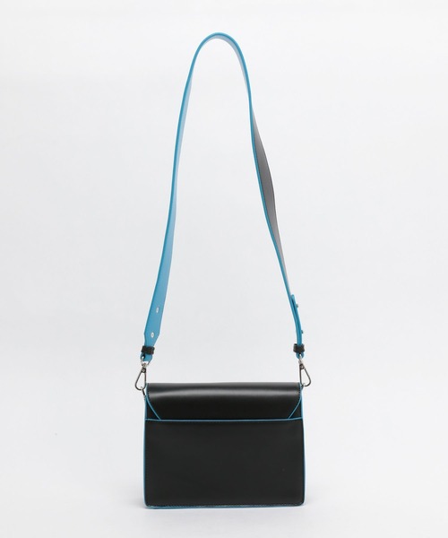 PAGEBOY（ページボーイ）の「バイカラースクエアショルダー（ショルダーバッグ・レディース・オフホワイト/シルバー/ブラック/モカ・FREE）」の18枚目の写真