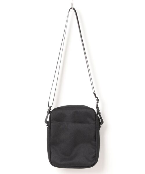 E-COME（イーカム）の「WARNER BROS. ショルダーバッグ（ショルダーバッグ・レディース・ブラック×イエロー/ブラック×ベージュ/ブラック×グレー・FREE）」の5枚目の写真