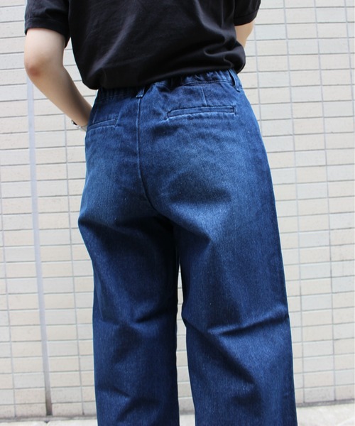 SHORE (ショア)の「SHORE フリンジワイドタックパンツ(デニムパンツ・レディース・サックスブルー/インディゴブルー・LARGE/SMALL/MEDIUM)」の20枚目の写真