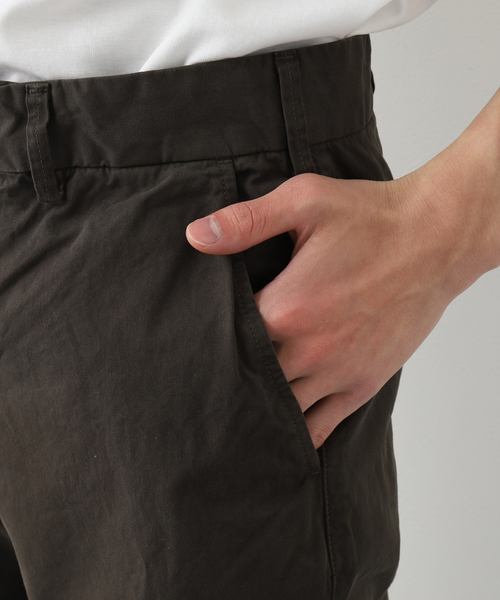 SAVE KHAKI UNITED(セーブカーキユナイテッド)の「SAVE KHAKI UNITED LIGHT TWILL TROUSER(チノパンツ・メンズ・チャコールグレー/ブラック/ブラウン・30/32/34)」の5枚目の写真