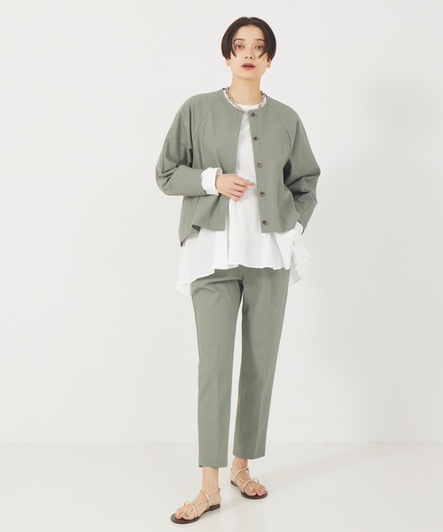 qualite（カリテ）の「《セットアップ対応》2WAYストレッチフォルムシャツ（シャツ/ブラウス・レディース・ベージュ/カーキ・38/36）」の4枚目の写真