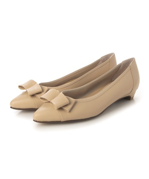 Riz raffinee（リズラフィーネ）の「ポインテッドローヒールパンプス（パンプス・レディース・イエロー系その他3/ブラック系その他/ベージュ・23cm/23.5cm/24cm/24.5cm/22.5cm）」の2枚目の写真