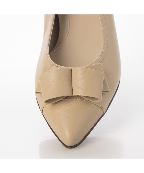 Riz raffinee（リズラフィーネ）の「ポインテッドローヒールパンプス（パンプス・レディース・イエロー系その他3/ブラック系その他/ベージュ・23cm/23.5cm/24cm/24.5cm/22.5cm）」の9枚目の写真