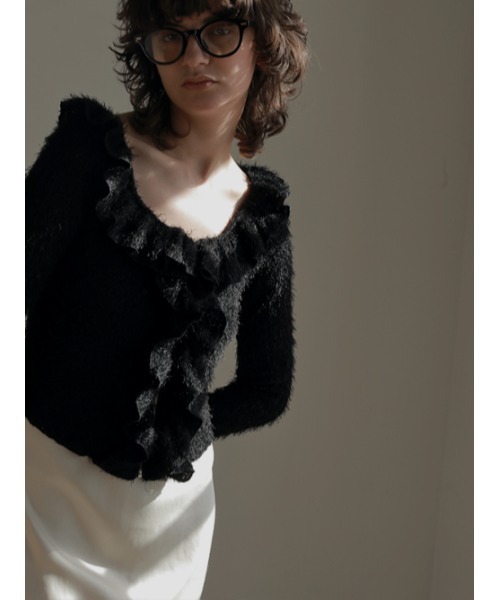 AMAIL(アマイル)の「Furi shaggy cardigan(カーディガン/ボレロ・レディース・ブラック/アイボリー・FREE)」の11枚目の写真
