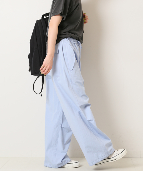 Spick & Span（スピックアンドスパン）の「ヴィンテージサテンオーバーパンツ（その他パンツ・レディース・アイボリー/スカイブルー・36/38）」の4枚目の写真