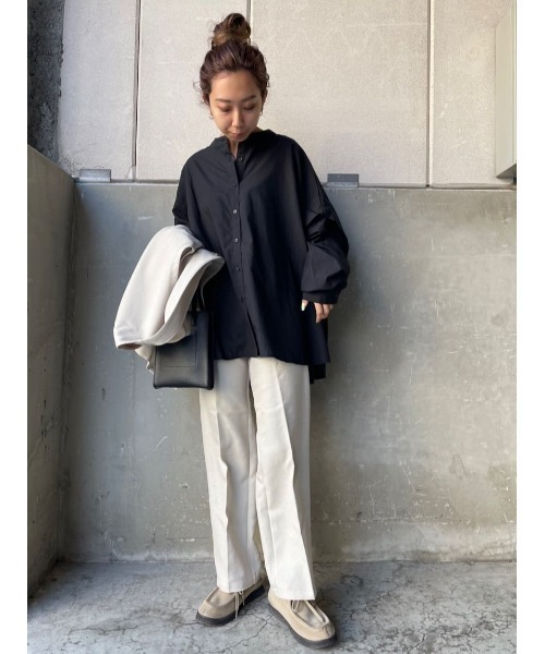 HONEYSUCKLE ROSE(ハニーサックルローズ)の「【HONEYSUCKLE ROSE】袖デザイン長袖シャツ(シャツ/ブラウス・レディース・ホワイト/ブラック/サックスブルー・M/L)」の4枚目の写真