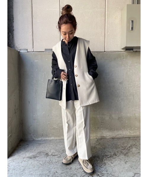 HONEYSUCKLE ROSE(ハニーサックルローズ)の「【HONEYSUCKLE ROSE】袖デザイン長袖シャツ(シャツ/ブラウス・レディース・ホワイト/ブラック/サックスブルー・M/L)」の6枚目の写真