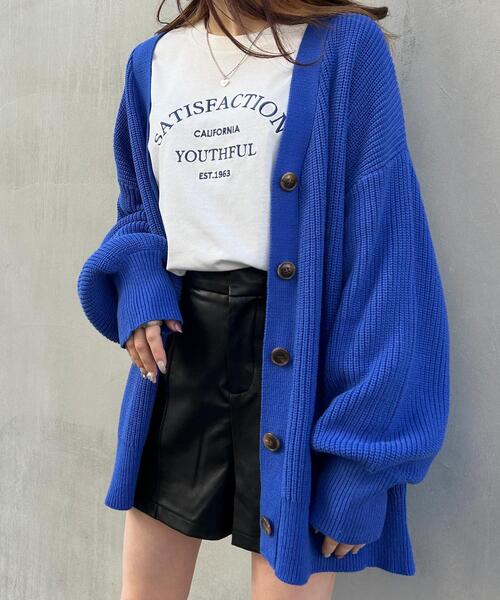 INGNI(イング)の「ラウンドロゴロングTシャツ(Tシャツ/カットソー・レディース・ブラック×ホワイト/ホワイト×ブラック/ホワイト×ブルー・M)」の5枚目の写真