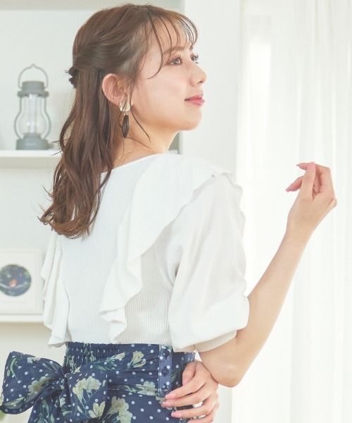 WILLSELECTION（ウィルセレクション）の「ラッフルスクエアニットプルオーバー（ニット/セーター・レディース・ブラック/サックスブルー/オフホワイト・MEDIUM）」の5枚目の写真