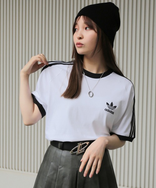 adidas（アディダス）の「【adidas / アディダス】ワンポイントロゴ アディカラー クラシックス3ストライプス 半袖Tシャツ（Tシャツ/カットソー・レディース・ブラック/ホワイト/グリーン/ネイビー/オリーブ/ブルー/イエロー/ベージュ・L/M）」の12枚目の写真