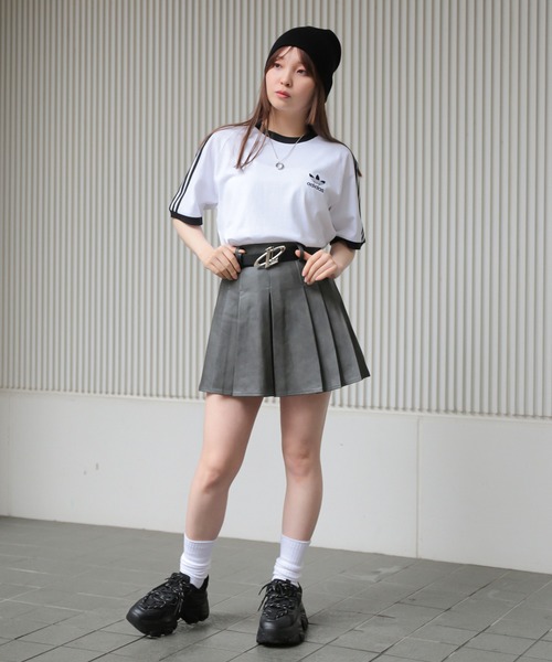 adidas（アディダス）の「【adidas / アディダス】ワンポイントロゴ アディカラー クラシックス3ストライプス 半袖Tシャツ（Tシャツ/カットソー・レディース・ブラック/ホワイト/グリーン/ネイビー/オリーブ/ブルー/イエロー/ベージュ・L/M）」の14枚目の写真