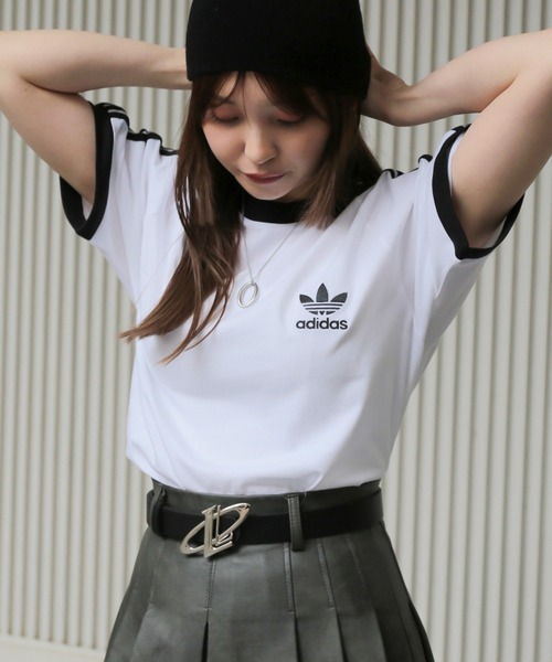 adidas（アディダス）の「【adidas / アディダス】ワンポイントロゴ アディカラー クラシックス3ストライプス 半袖Tシャツ（Tシャツ/カットソー・レディース・ブラック/ホワイト/グリーン/ネイビー/オリーブ/ブルー/イエロー/ベージュ・L/M）」の22枚目の写真
