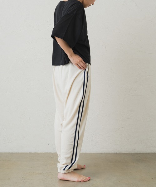 Omekashi（オメカシ）の「【earthy_ 】シアークロップドトップス（Tシャツ/カットソー・レディース・ブラック/ミント/オフホワイト・FREE）」の16枚目の写真